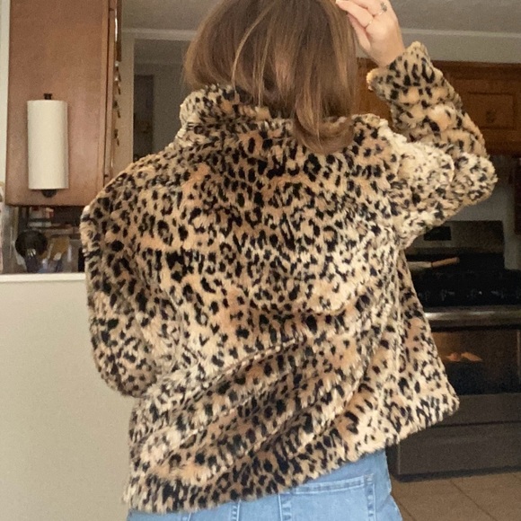 Leopard Print Faux Fur Jacket NWT - Picture 14 of 15